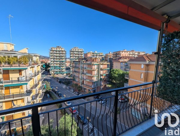 appartamento in vendita a Borghetto Santo Spirito
