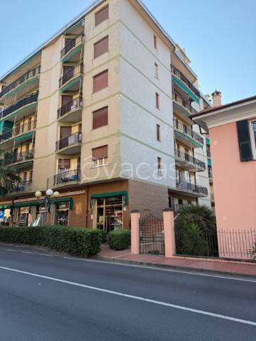 appartamento in vendita a Borghetto Santo Spirito