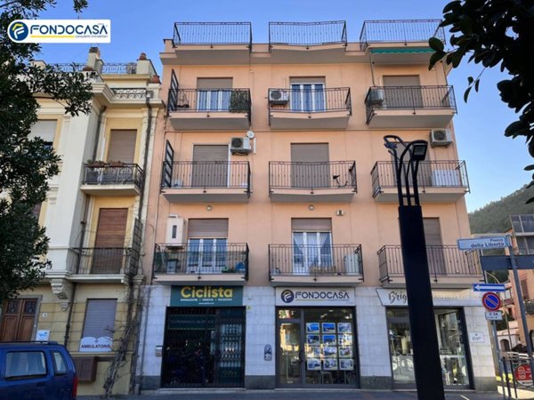 appartamento in vendita a Borghetto Santo Spirito