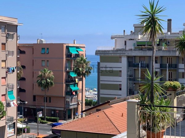 appartamento in vendita a Borghetto Santo Spirito