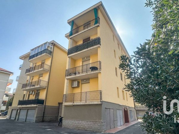 appartamento in vendita a Borghetto Santo Spirito