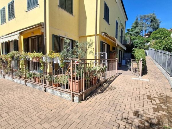 appartamento in vendita a Borghetto Santo Spirito
