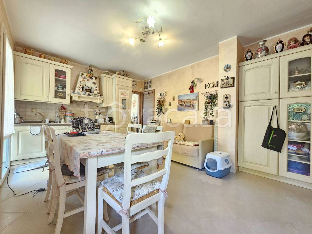 appartamento in vendita a Borghetto Santo Spirito