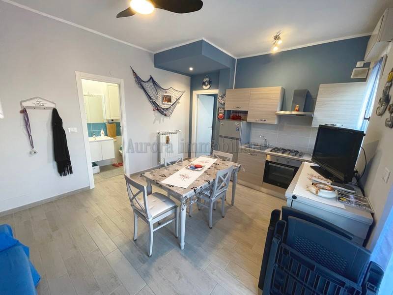 appartamento in vendita a Borghetto Santo Spirito