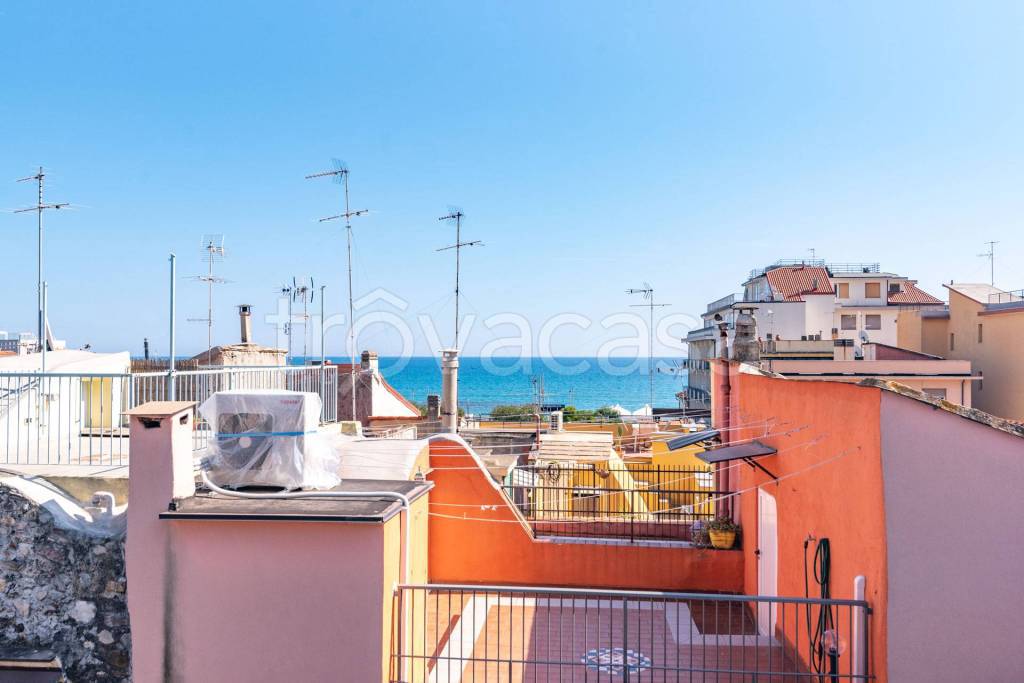 appartamento in vendita a Borghetto Santo Spirito