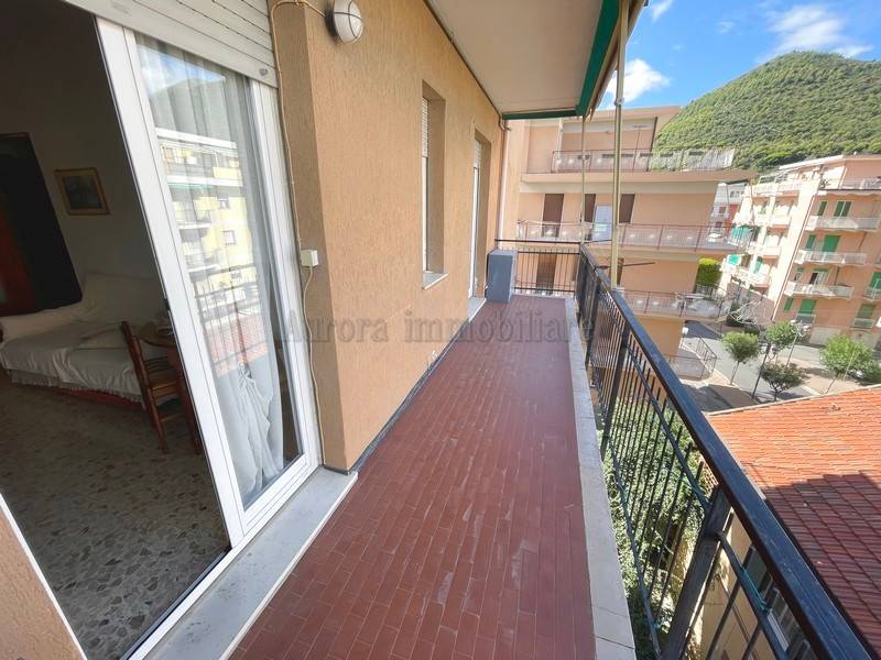 appartamento in vendita a Borghetto Santo Spirito