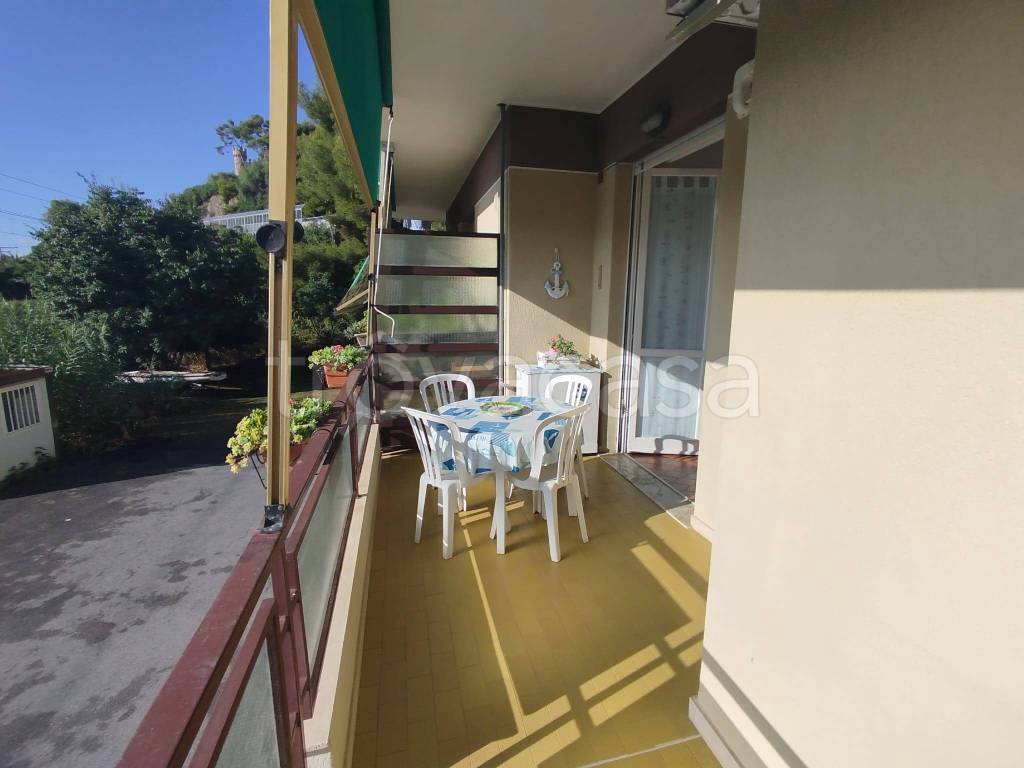 appartamento in vendita a Borghetto Santo Spirito