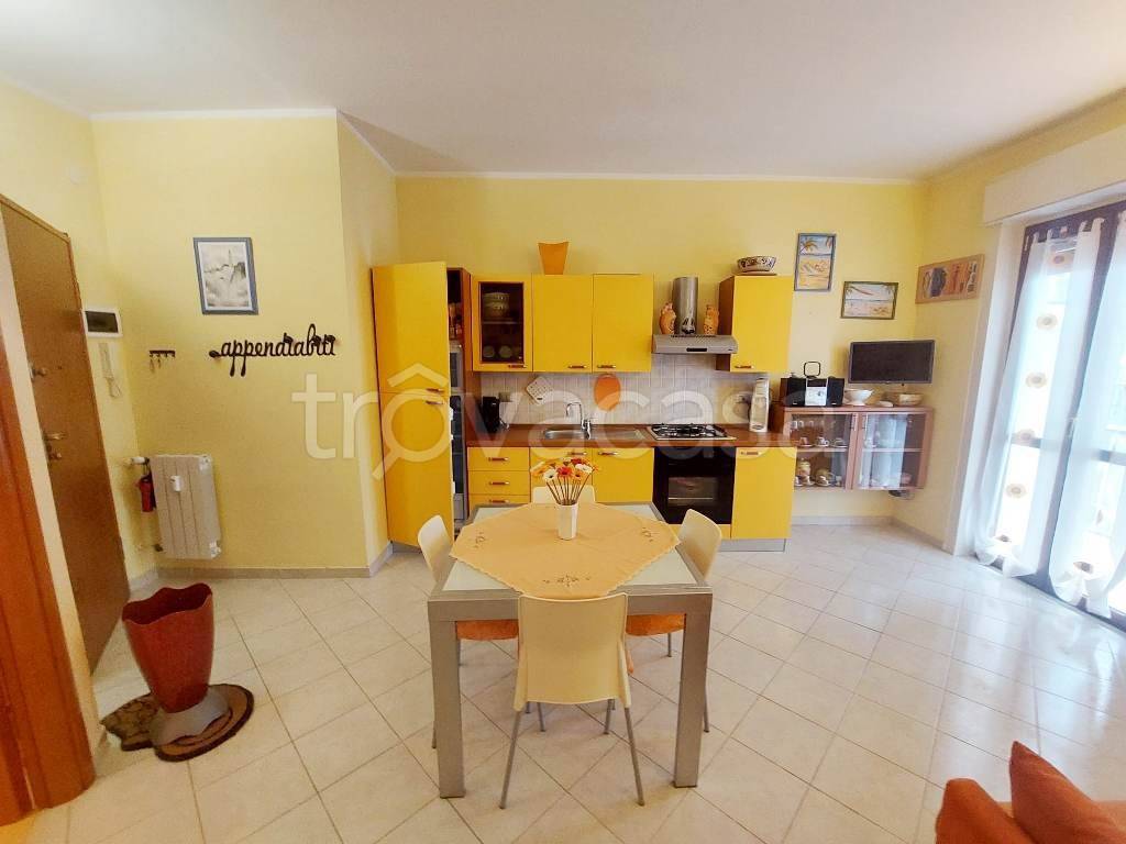 appartamento in vendita a Borghetto Santo Spirito