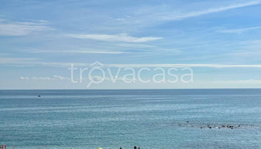 appartamento in vendita a Borghetto Santo Spirito