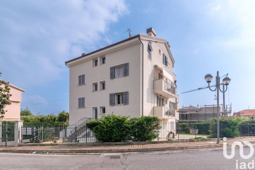 appartamento in vendita a Borghetto Santo Spirito