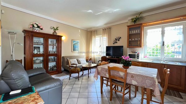 casa indipendente in vendita a Borghetto Santo Spirito