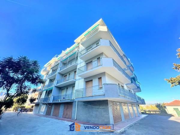 appartamento in vendita a Borghetto Santo Spirito