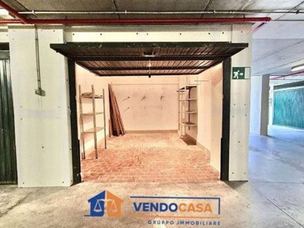 negozio in vendita a Borghetto Santo Spirito