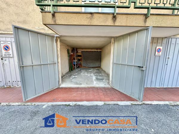 negozio in vendita a Borghetto Santo Spirito