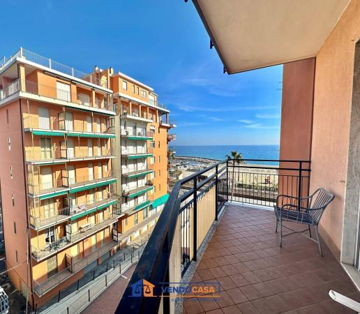 appartamento in vendita a Borghetto Santo Spirito