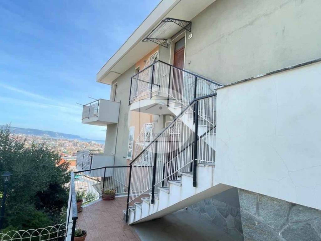 appartamento in vendita a Borghetto Santo Spirito