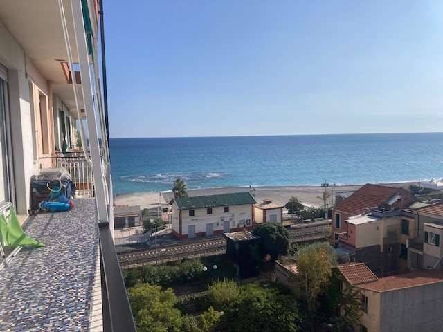 appartamento in vendita a Borghetto Santo Spirito