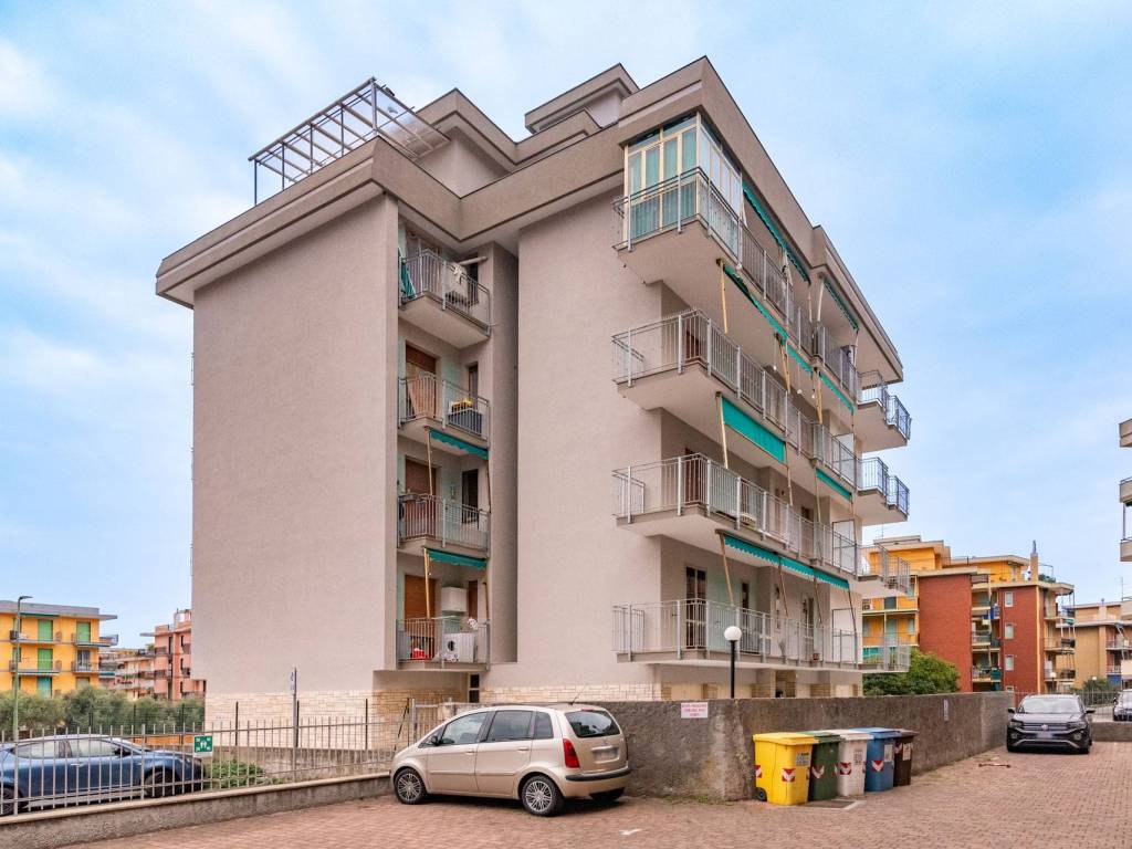 appartamento in vendita a Borghetto Santo Spirito