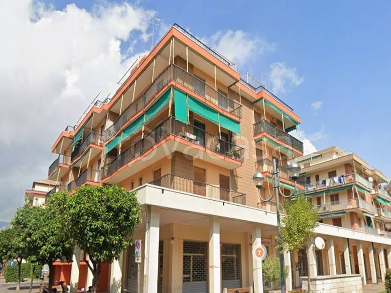 appartamento in vendita a Borghetto Santo Spirito