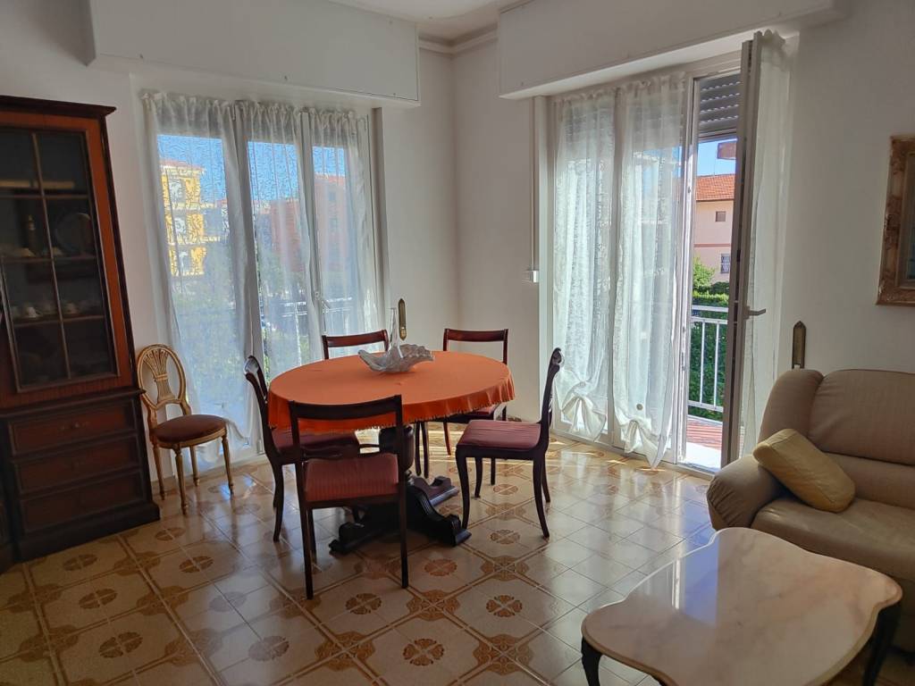 appartamento in vendita a Borghetto Santo Spirito