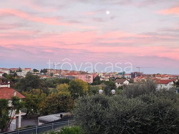 appartamento in vendita a Borghetto Santo Spirito