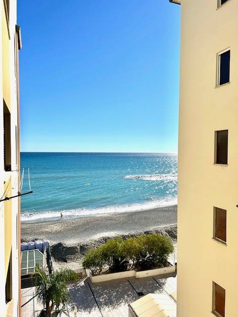 appartamento in vendita a Borghetto Santo Spirito