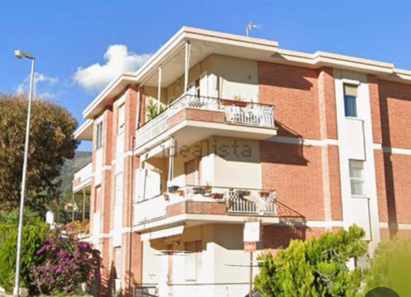 appartamento in vendita a Borghetto Santo Spirito