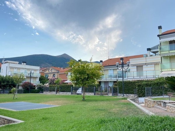 appartamento in vendita a Borghetto Santo Spirito