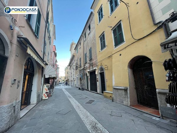 ufficio in vendita a Borghetto Santo Spirito