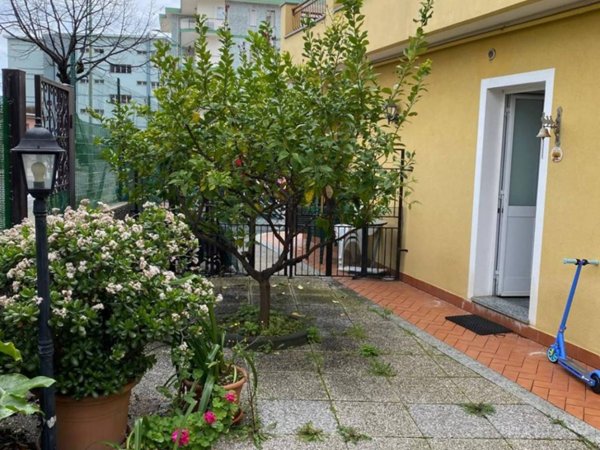 appartamento in vendita a Borghetto Santo Spirito