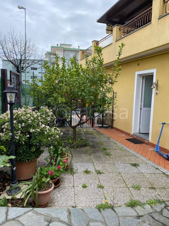 appartamento in vendita a Borghetto Santo Spirito