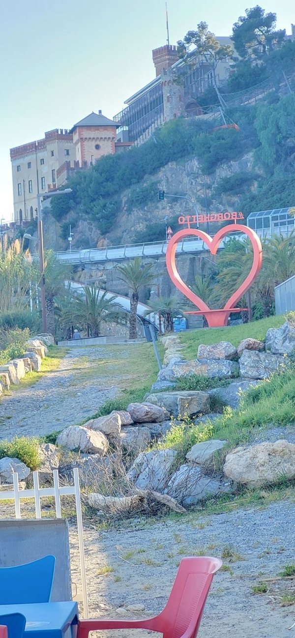 appartamento in vendita a Borghetto Santo Spirito