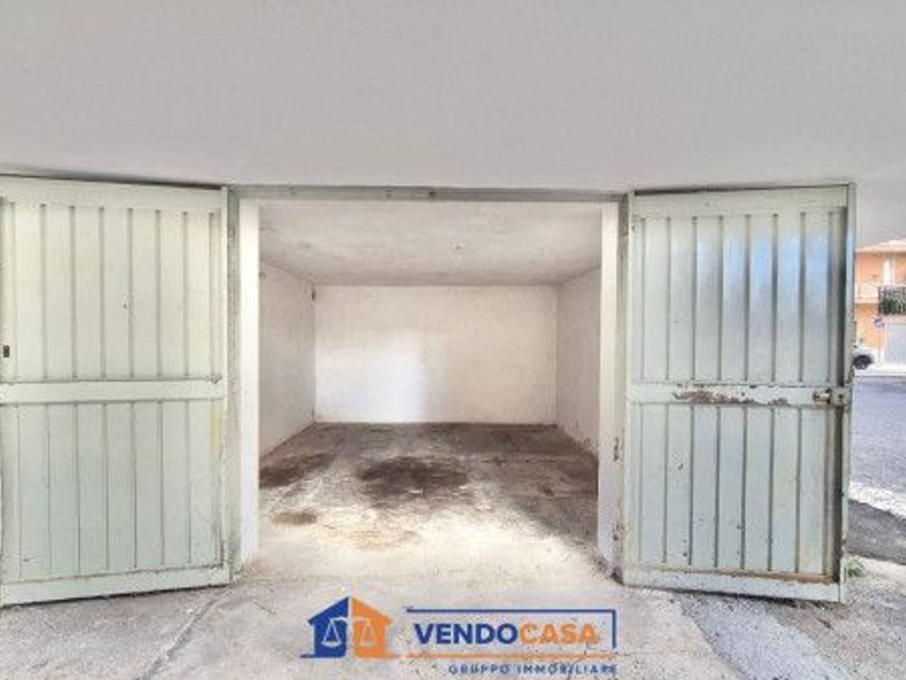 negozio in vendita a Borghetto Santo Spirito