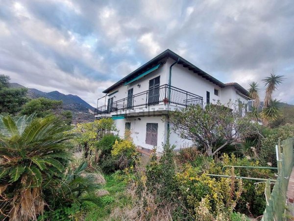 appartamento in vendita a Borghetto Santo Spirito