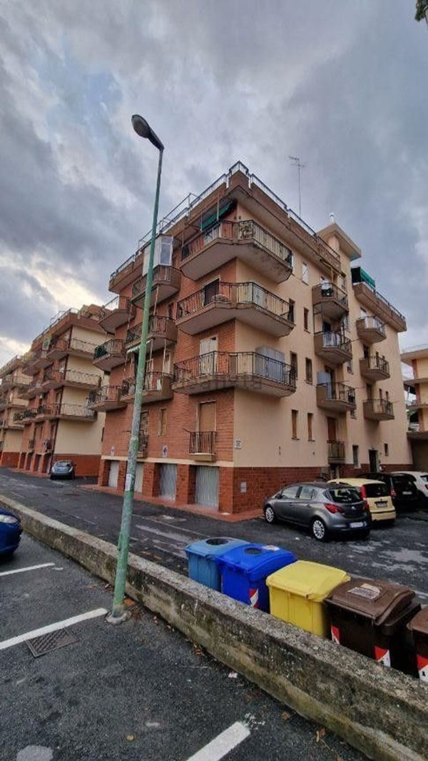 appartamento in vendita a Borghetto Santo Spirito