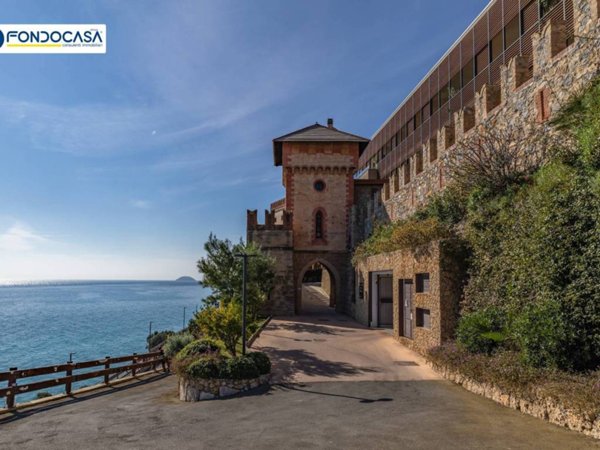 appartamento in vendita a Borghetto Santo Spirito