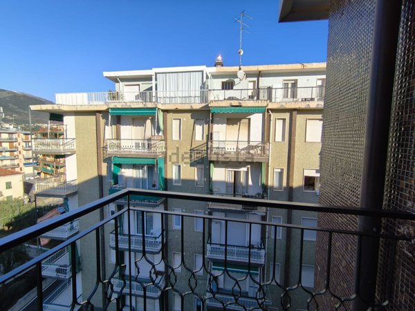 appartamento in vendita a Borghetto Santo Spirito