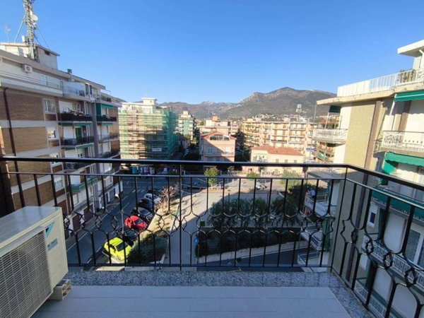 appartamento in vendita a Borghetto Santo Spirito