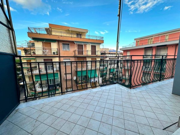 appartamento in vendita a Borghetto Santo Spirito