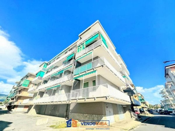 appartamento in vendita a Borghetto Santo Spirito