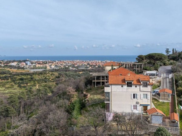 casa indipendente in vendita a Borghetto Santo Spirito