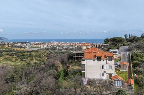 casa indipendente in vendita a Borghetto Santo Spirito