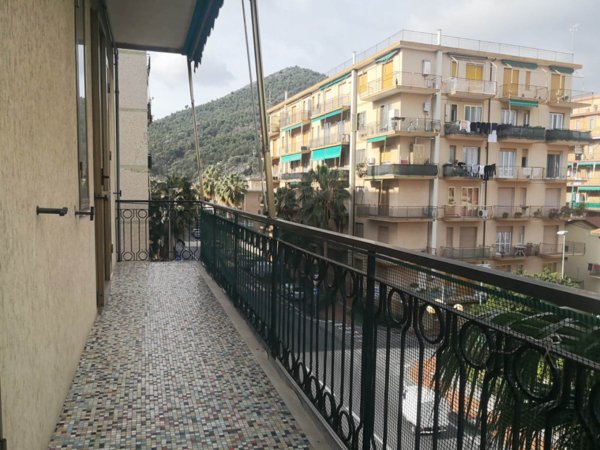 appartamento in vendita a Borghetto Santo Spirito