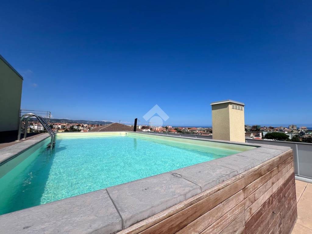 appartamento in vendita a Borghetto Santo Spirito