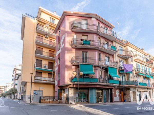 appartamento in vendita a Borghetto Santo Spirito