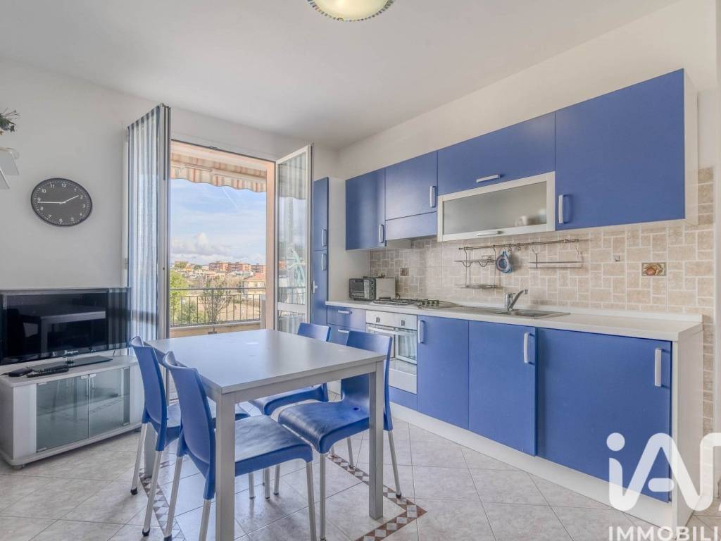 appartamento in vendita a Borghetto Santo Spirito