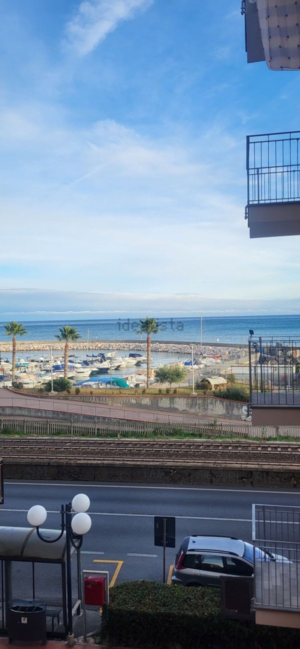 appartamento in vendita a Borghetto Santo Spirito