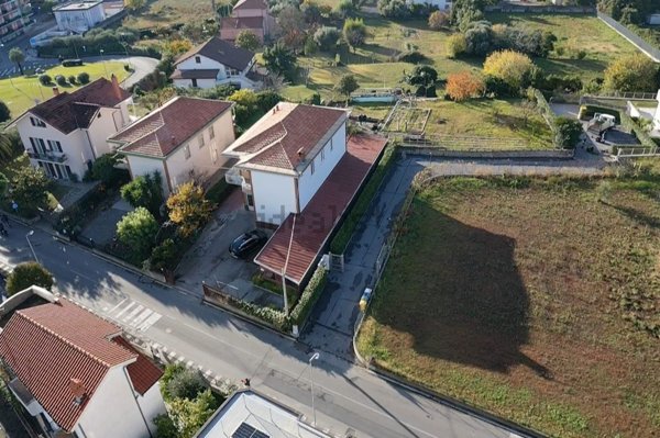 casa indipendente in vendita a Borghetto Santo Spirito