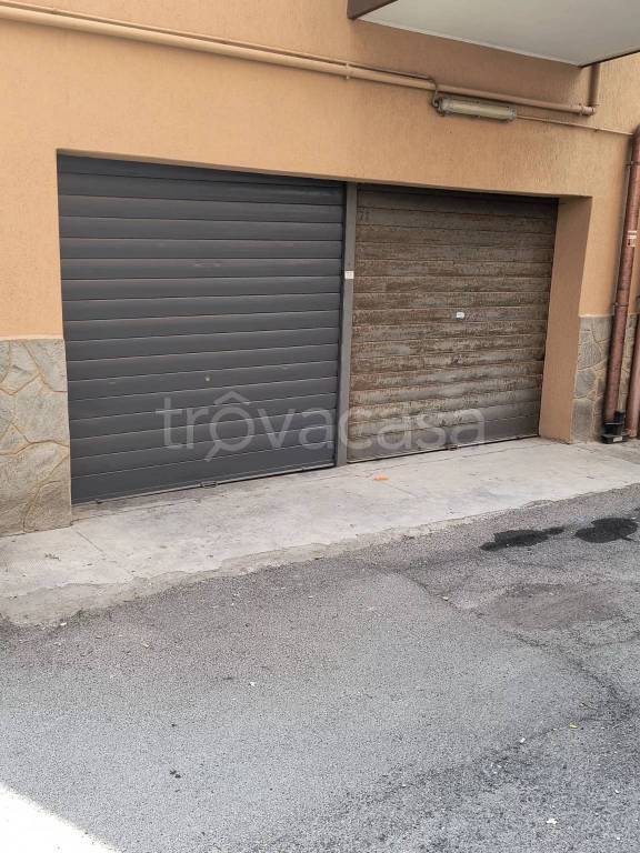 locale di sgombero in vendita a Borghetto Santo Spirito