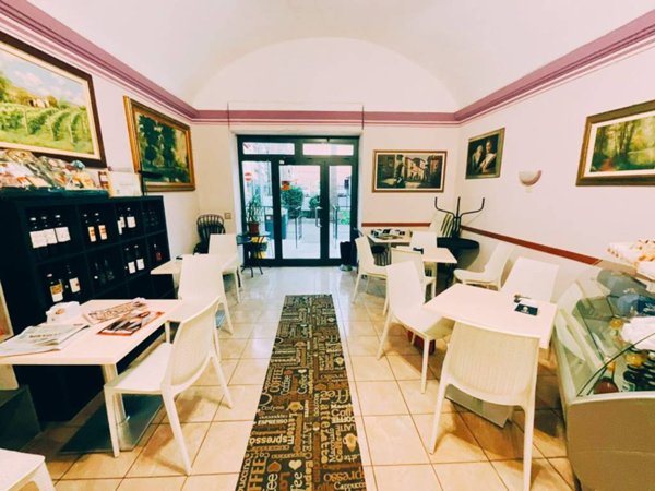 negozio in vendita a Borghetto Santo Spirito